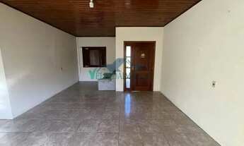 Imagem 7: Velleda oferece espetacular casa de 3 dormitórios com suíte e terreno arborizado, 500m do