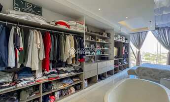 Imagem 7: Casa de 3 quartos com 4 vagas à venda no bairro Chácara das Pedras em Porto Alegre