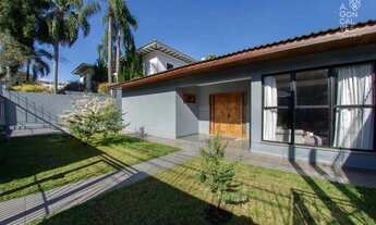 Imagem 2: Casa Térrea, 04 Suítes, 06 Vagas, Amplo Jardim, Batel, Curitiba