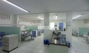 Imagem: Prédio disponível para venda no bairro