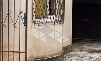 Imagem 3: Casa térrea com terreno de 227,00m² próximo do Shopping Praia de Belas no Bairro Menino De