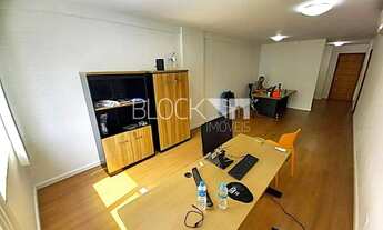 Imagem 2: Barra da Tijuca Galpão / depósito com 1 vaga na garagem