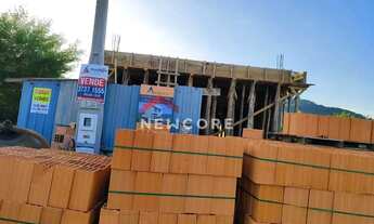 Imagem 2: Sobrado em Rua Jorge Babot Miranda - Aberta dos Morros - Porto Alegre/RS