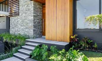 Imagem 2: Imóvel para venda possui 607 metros quadrados com 4 suítes na lagoa da Conceição !!