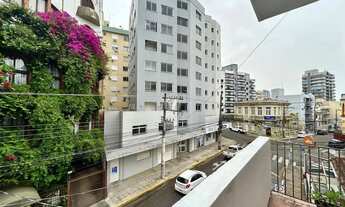 Imagem 7: Apartamento para locação, 4 dormitórios, 2 banheiros e sacada no Centro