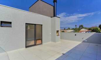 Imagem 4: Sobrado com 3 dormitórios sendo 1 suíte e 2 vagas de garagem no Bairro Santo Inácio - Curi