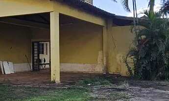 Imagem: Terreno de esquina com área total de 1.487