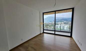 Imagem 7: Apartamento para Venda em Teresópolis, Alto, 3 dormitórios, 1 suíte, 2 banheiros, 1 vaga