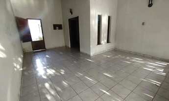 Imagem 4: Excelente Casa Residencial - Bairro Saci - 250 m²