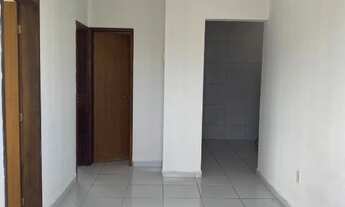 Imagem 3: Repasso Apartamento no Valentina com 2 quartos, sendo 1 suíte, varanda e piscina