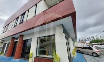 Imagem 2: Sala para locação na Galria Alvorada com esquina a Hermes Fontes