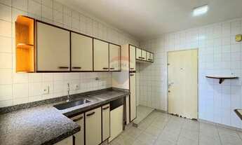 Imagem 4: Vende Apartamento amplo 146m2 , 4 quartos sendo 2 suites, 4 banheiros, 2 vagas cobertas no