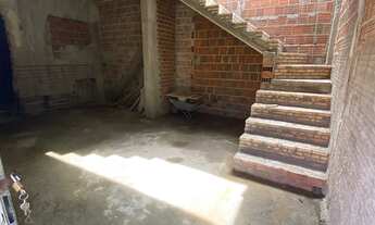 Imagem: Prédio em via principal do bairro