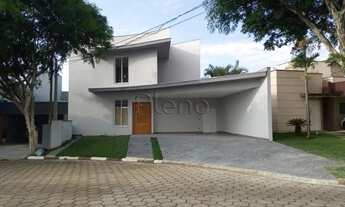 Imagem: Casa à venda com 4 suítes no Portal do