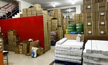 Imagem 2: GALPÃO COMERCIAL PARA VENDA OU LOCAÇÃO NO SACOMÃ - 8 SALAS, 5 BANHEIROS, 2 VAGAS DE GARAGE