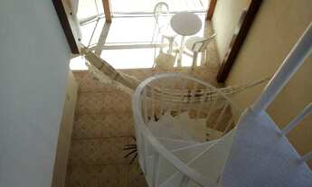 Imagem 4: Lindo Triplex com 03 quartos-sendo 2 suítes , churrasqueira e lindo terraço