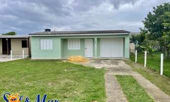 Imagem: C-127 Casa na praia de Mariluz, bem localizada