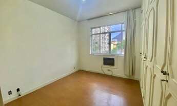 Imagem 2: Apartamento para venda com 150 metros quadrados com 4 quartos em Laranjeiras - Rio de Jane