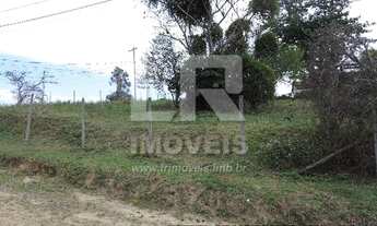 Imagem 3: Terreno de esquina com 409 m² em área residencial *NI-01