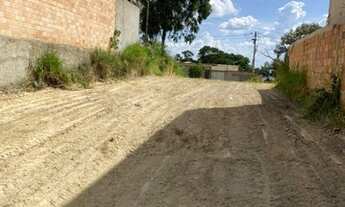 Imagem 3: Lote plano no bairro colonial murado de dois lados 450ms