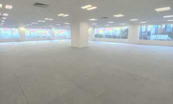 Imagem 2: Sala para venda em Alphaville em edifício corporativo novo, ao lado da Rodovia Castelo