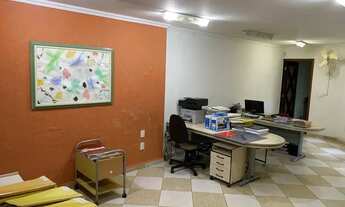 Imagem 7: Casa para venda tem 184 metros quadrados com 3 quartos em Vila Romana - São Paulo - SP