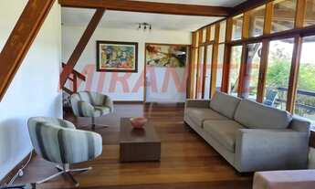 Imagem 2: Cond. fechado de 280m² com 3 quartos em Serra Da Cantareira