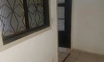 Imagem 3: Alugo kitinete Apartamento com 1 dormitório