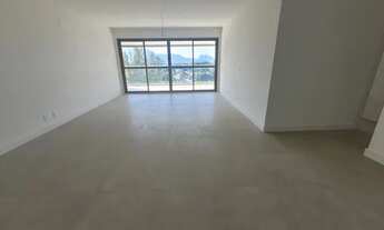 Imagem 2: Apartamento para venda com 185 metros quadrados com 5 quartos