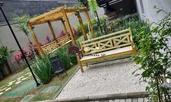 Imagem: Excelente localização, ao lado do metro