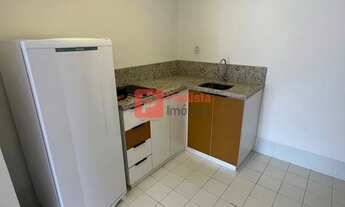 Imagem 3: Studio para locação com 42m2, todo reformado! Varanda, cooktop e geladeira. Ao lado da est