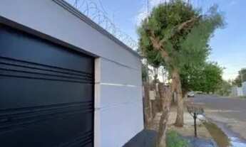 Imagem 2: Vende-se Casa com Kitnet em Ipanema - Uberlândia