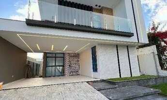 Imagem 3: Duplex com piscina aquecida no Terras Alphaville