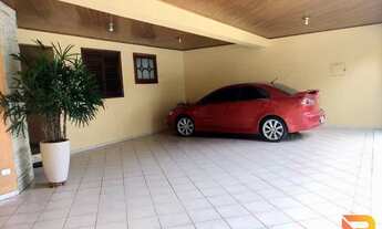 Imagem 4: VENDA | CASA COM LOCALIZAÇÃO INCRÍVEL