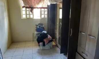 Imagem 5: Excelente casa com 02 dormitórios, sala de estar, cozinha, 02 banheiros sociais, área de s