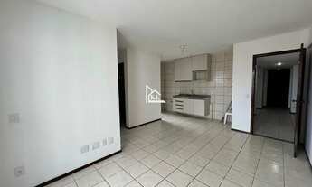 Imagem 3: Apartamento à venda em Candelária 2 quartos (suíte), varanda - Cond. Solar Candelária