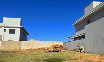 Imagem 3: Terreno condominio