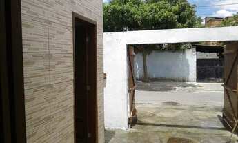 Imagem 2: Aluga se casa Largo do Arão