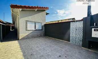 Imagem 2: Casa REVITALIZADA com PISICINA de 3 quartos, a 350m da PRAIA por R$ 320.000 no Balneário I