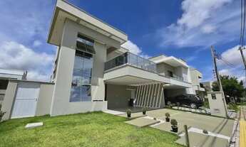 Imagem: Casa De Condomínio De Alto Padrão -190M2