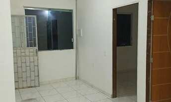 Imagem: ALUGA-SE APT 2°ANDAR