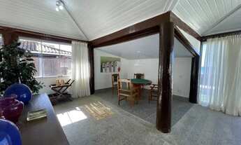 Imagem 6: Casa pé na areia