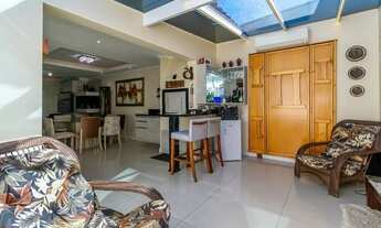 Imagem 7: Excelente casa com 158,9m2 de área privativa, 3 dormitórios, 1 suíte, e 2 vagas