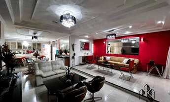 Imagem 2: Casa dúplex para aluguel e venda tem 429 metros quadrados com 6 quartos em Centro - Fortal