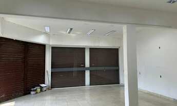 Imagem 2: Loja de esquina na estrada do campinho (ótimo ponto