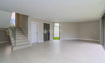 Imagem 7: Casa de alto padrão em condomínio com 3 suítes e terreno privativo no Boa Vista