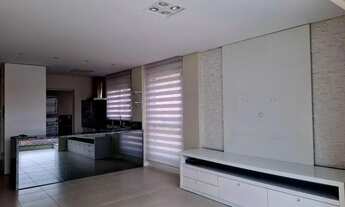 Imagem 4: Apartamento com 2 dorm., sendo 1 suíte, 2 vagas de garagens no Centro de Florianópolis