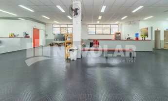 Imagem: Prédio comercial em Santana