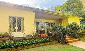 Imagem 2: Casa para venda com 3 quartos, 50000m² - Corrêas - Petrópolis/RJ