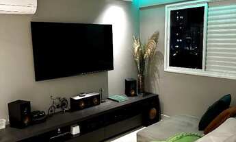 Imagem 6: Direto c proprietário: Apartamento mobiliado e completo em armários, com ofurô na varanda